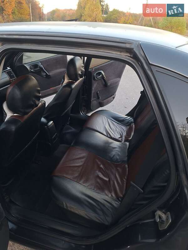 Седан Opel Vectra 1997 в Виннице