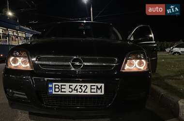 Ліфтбек Opel Vectra 2003 в Миколаєві