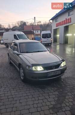 Седан Opel Vectra 1999 в Кременце