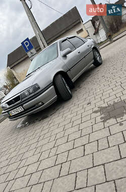 Седан Opel Vectra 1993 в Дрогобичі