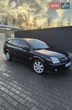 Універсал Opel Vectra 2004 в Житомирі
