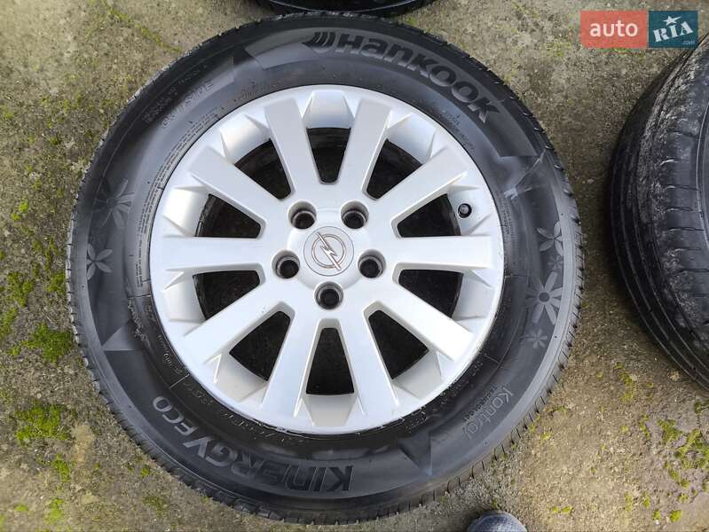 Ліфтбек Opel Vectra 2003 в Дрогобичі