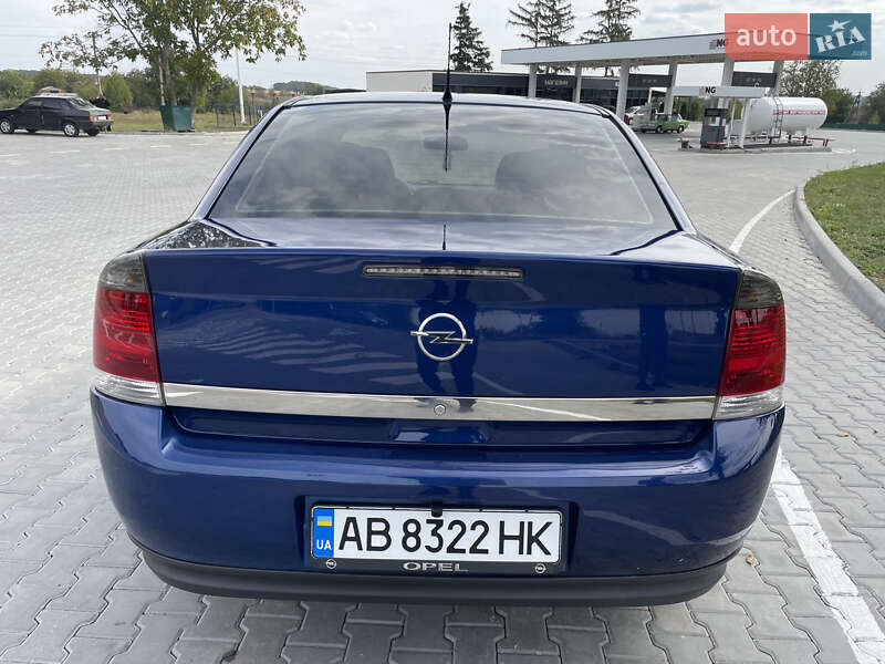 Седан Opel Vectra 2003 в Тульчине