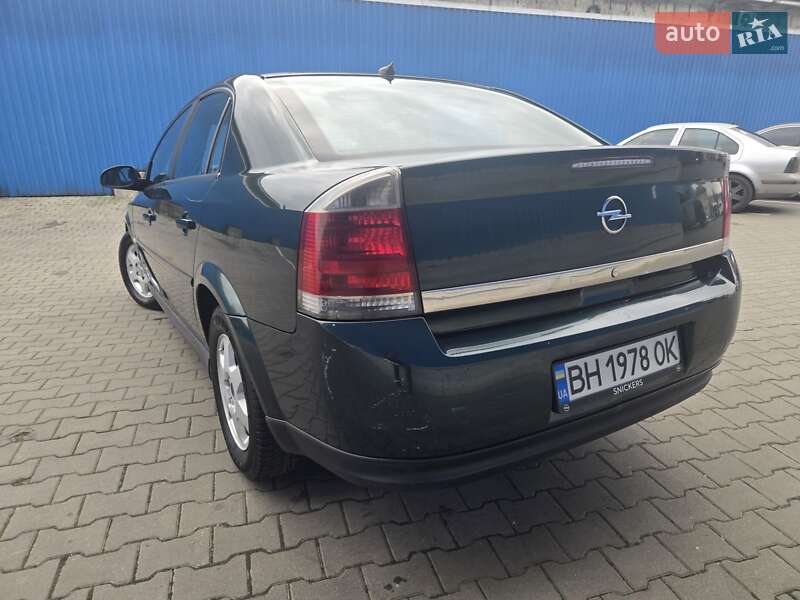Седан Opel Vectra 2005 в Одесі