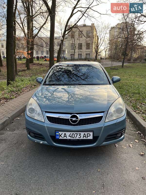 Седан Opel Vectra 2006 в Киеве