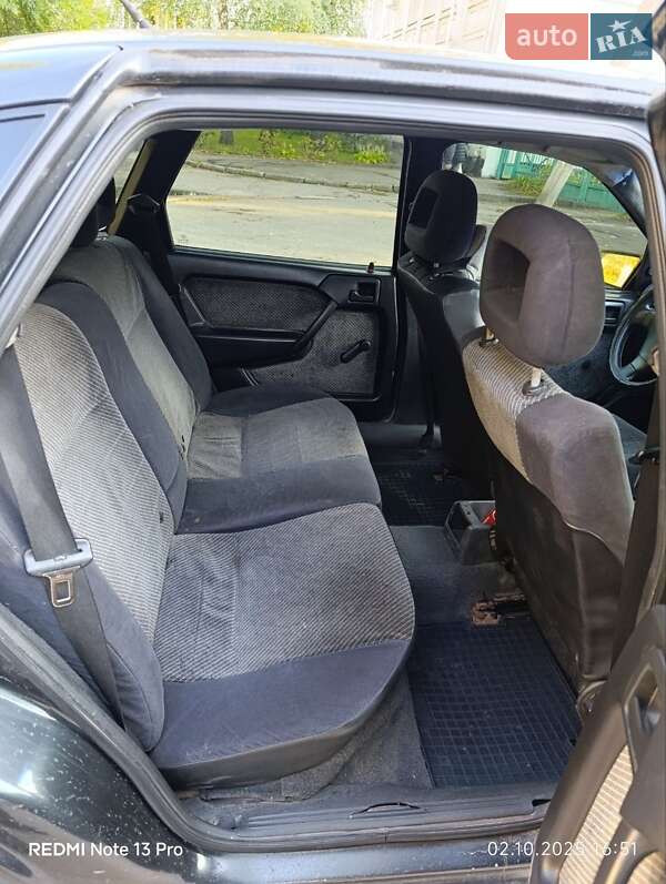 Седан Opel Vectra 1990 в Кременчуці