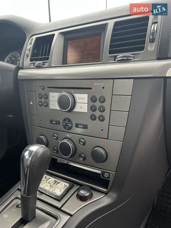 Седан Opel Vectra 2008 в Мукачево