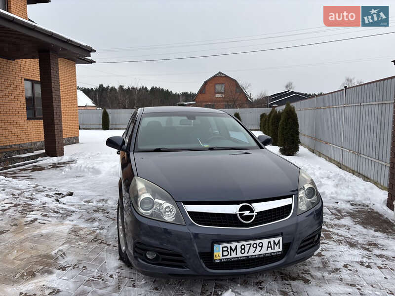 Седан Opel Vectra 2008 в Лебедине