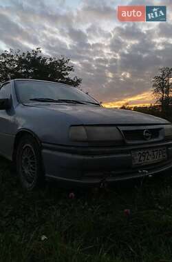 Седан Opel Vectra 1989 в Старой Жадовой