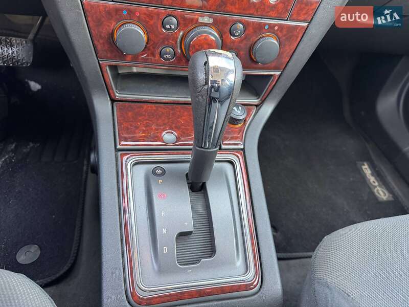 Седан Opel Vectra 2004 в Киеве фото 23 Седан Opel Vectra 2004 в Киеве