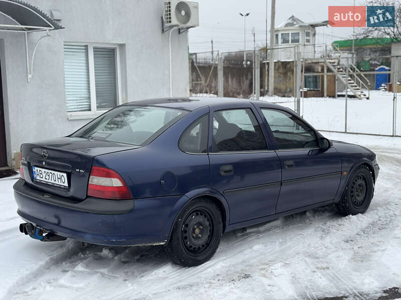 Седан Opel Vectra 1998 в Вінниці