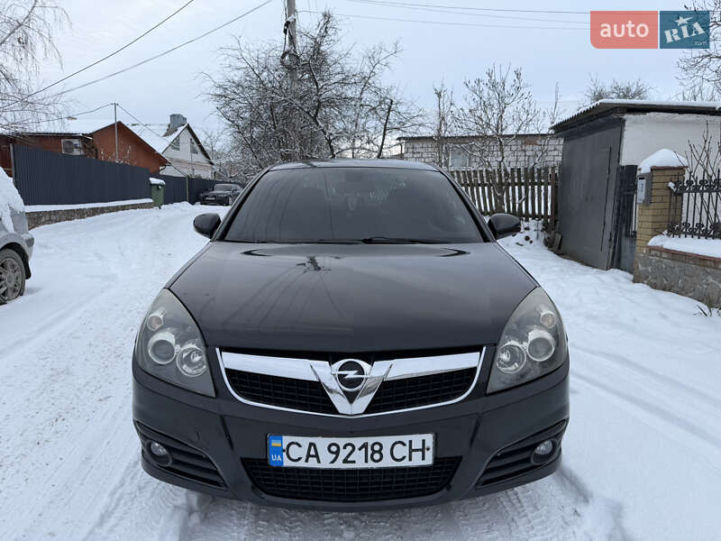 Седан Opel Vectra 2006 в Умані