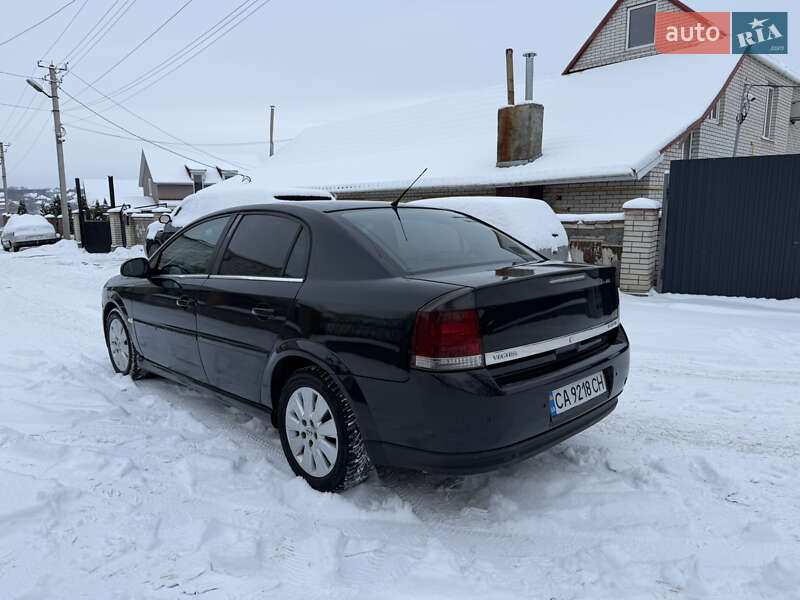 Седан Opel Vectra 2006 в Умані
