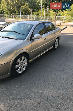 Седан Opel Vectra 2004 в Миколаєві