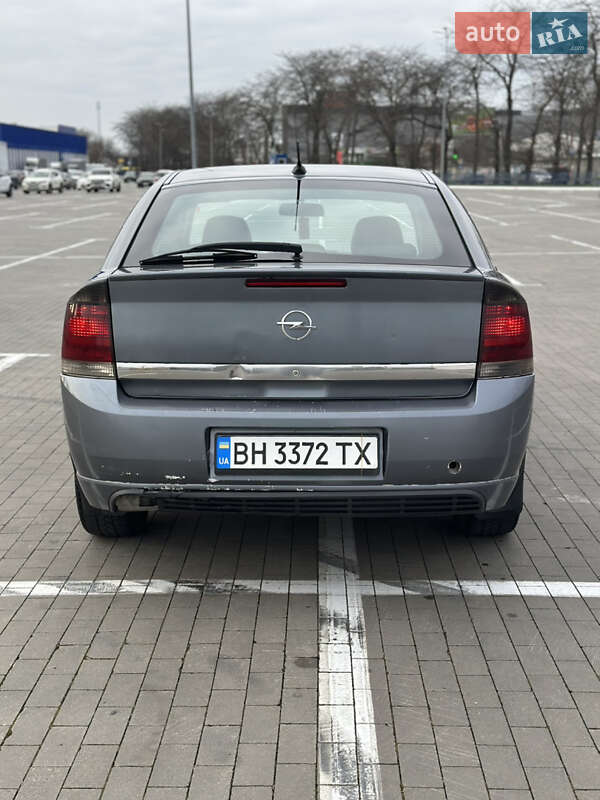 Ліфтбек Opel Vectra 2002 в Одесі