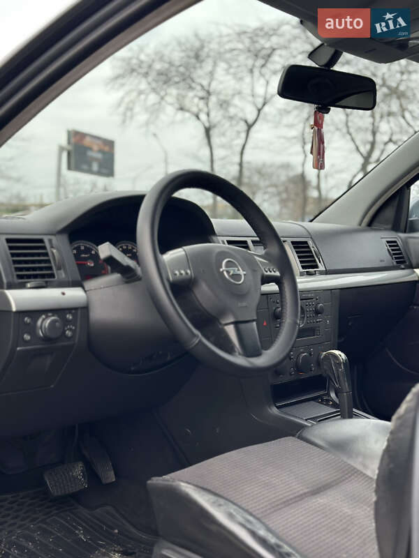 Ліфтбек Opel Vectra 2002 в Одесі