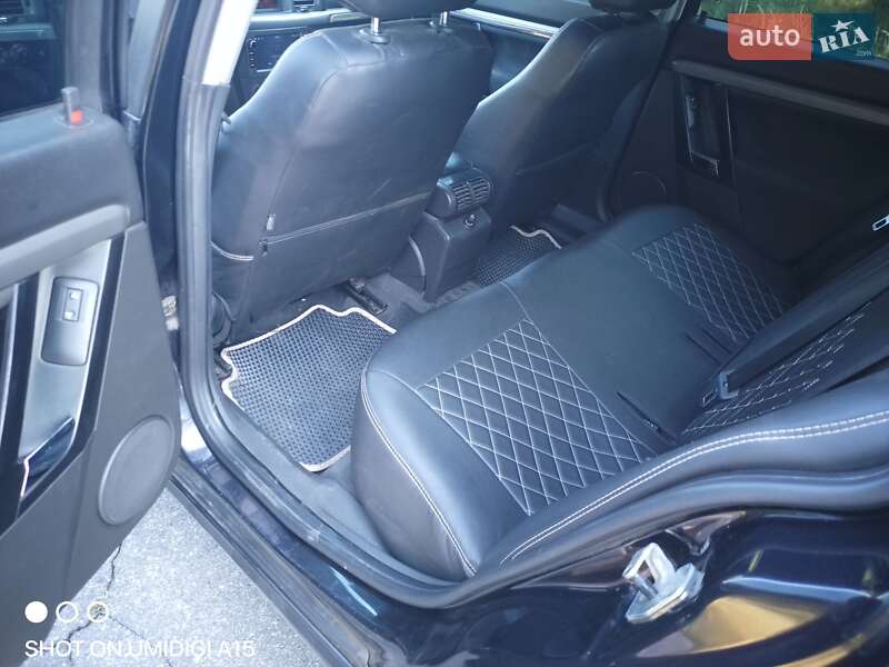 Седан Opel Vectra 2006 в Кременчуге