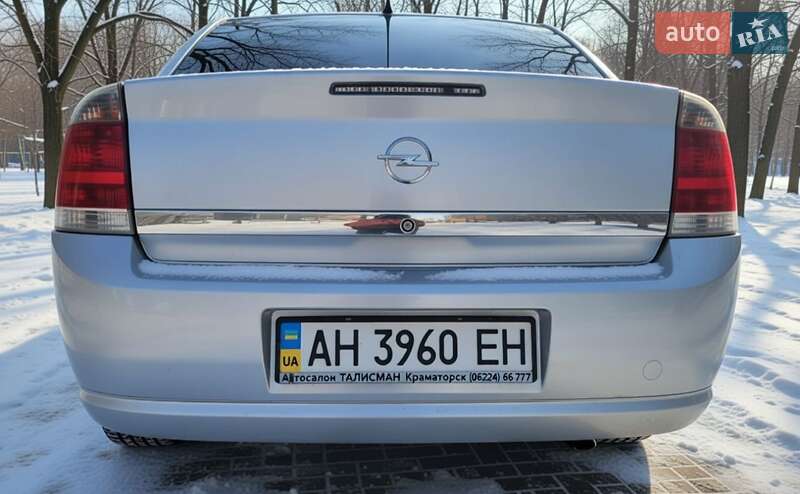 Седан Opel Vectra 2008 в Киеве