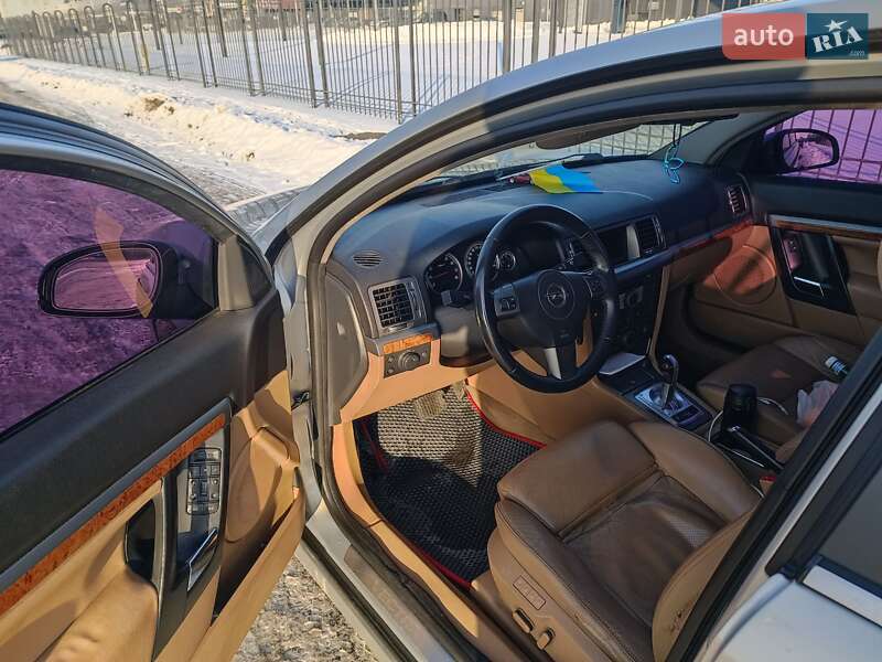 Седан Opel Vectra 2008 в Киеве