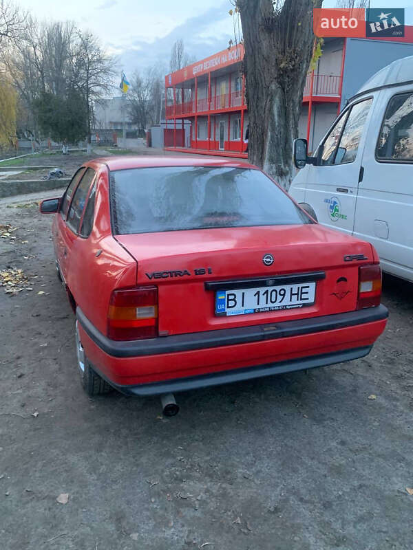 Седан Opel Vectra 1990 в Кременчуге