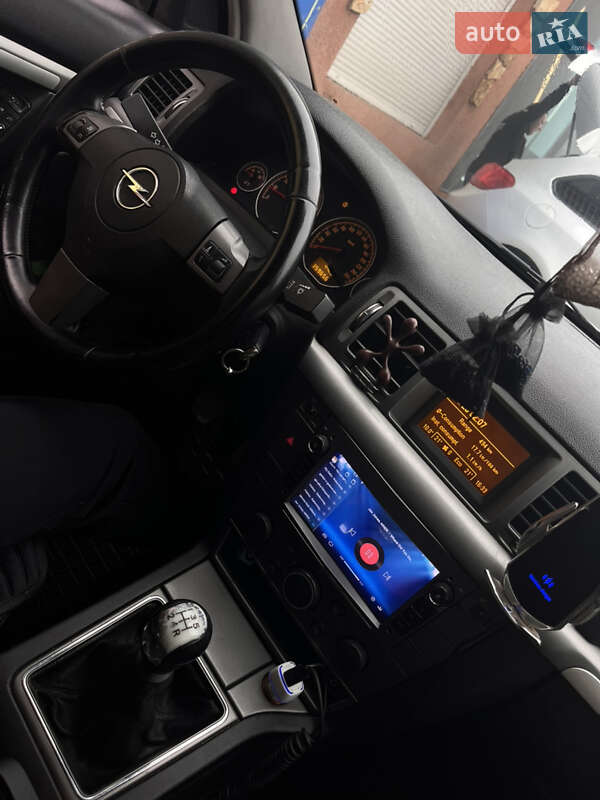 Седан Opel Vectra 2008 в Ізмаїлі