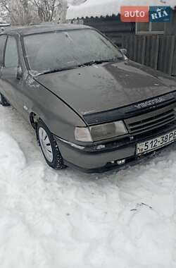 Седан Opel Vectra 1989 в Корце
