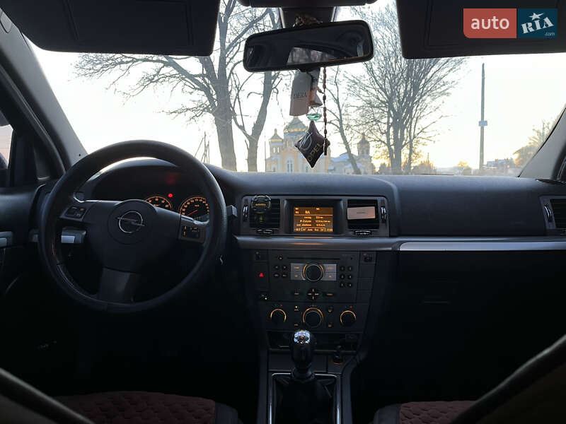Седан Opel Vectra 2007 в Тернополе