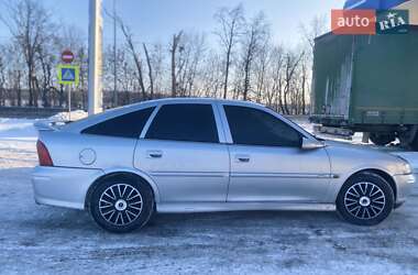 Ліфтбек Opel Vectra 1999 в Летичіві