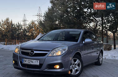 Ліфтбек Opel Vectra 2005 в Луцьку