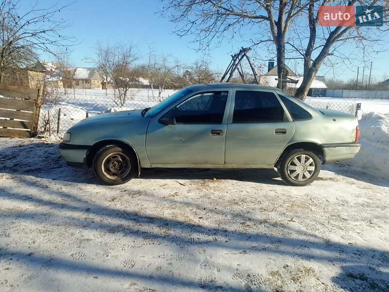 Седан Opel Vectra 1991 в Луцке