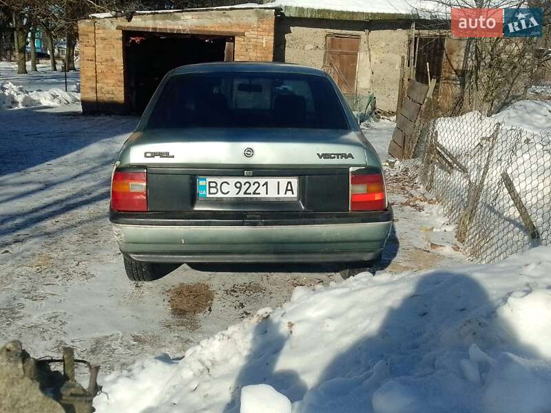 Седан Opel Vectra 1991 в Луцке