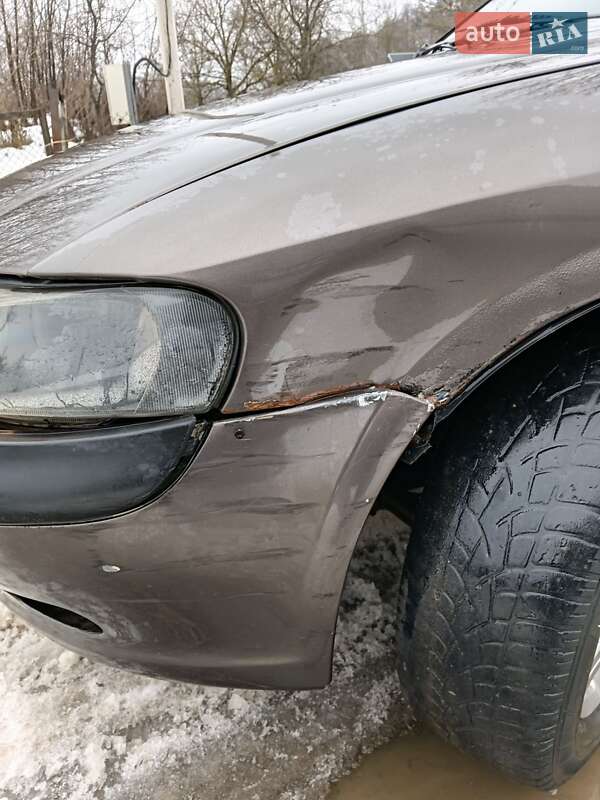 Седан Opel Vectra 1998 в Теребле