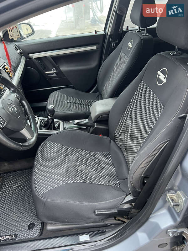 Седан Opel Vectra 2007 в Тернополе фото 10 Седан Opel Vectra 2007 в Тернополе
