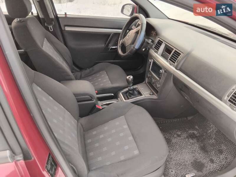 Седан Opel Vectra 2006 в Нежине