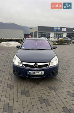 Седан Opel Vectra 2008 в Хусте