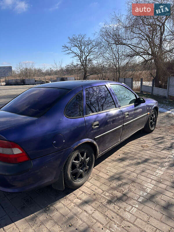 Седан Opel Vectra 1996 в Апостолово