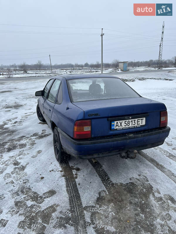 Седан Opel Vectra 1992 в Лозовой