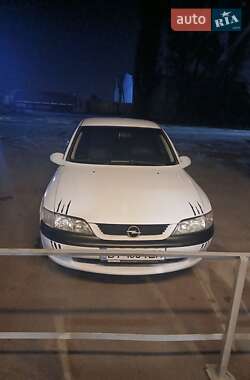 Седан Opel Vectra 1997 в Полтаве