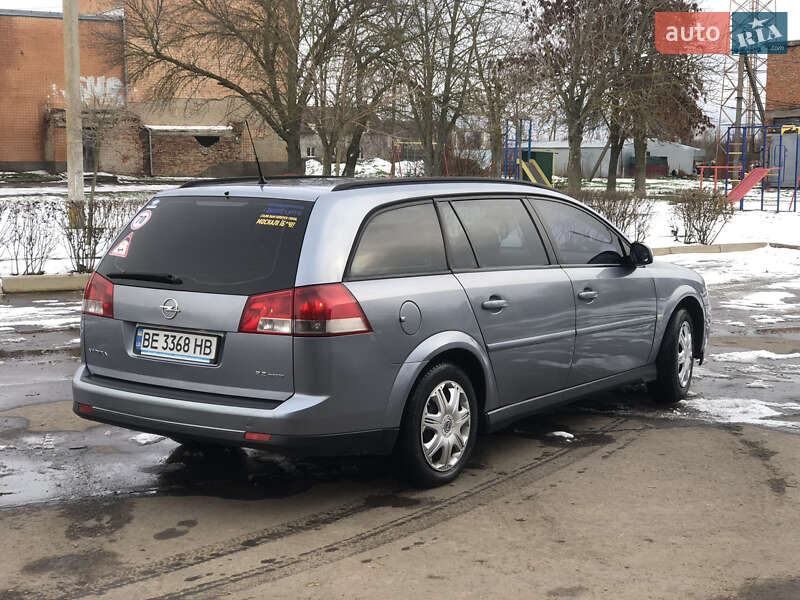 Универсал Opel Vectra 2005 в Николаеве