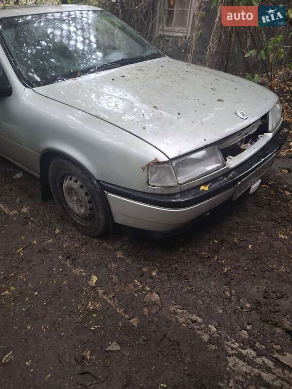 Седан Opel Vectra 1991 в Чернігові