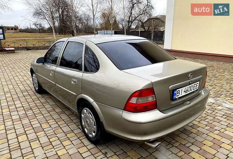 Седан Opel Vectra 1996 в Полтаві