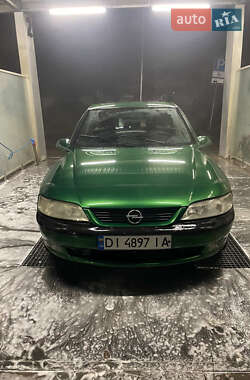 Седан Opel Vectra 1996 в Радехові