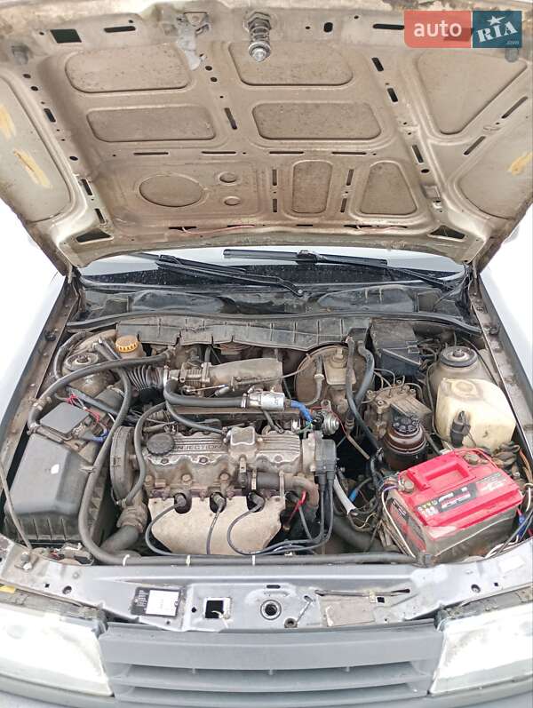 Седан Opel Vectra 1989 в Бахмачі