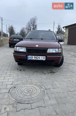 Седан Opel Vectra 1991 в Ямполе