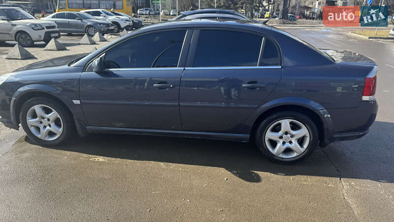 Седан Opel Vectra 2007 в Львове