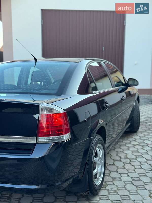 Седан Opel Vectra 2006 в Дубно