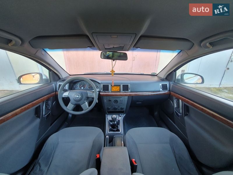 Универсал Opel Vectra 2004 в Стрые