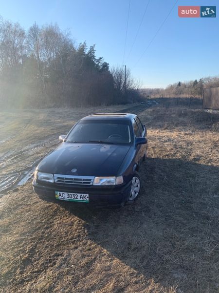 Седан Opel Vectra 1990 в Ковеле