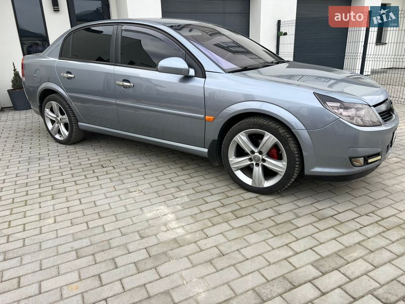 Седан Opel Vectra 2006 в Львове