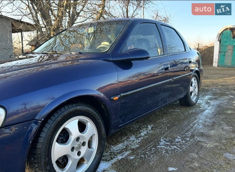 Седан Opel Vectra 1998 в Локачах